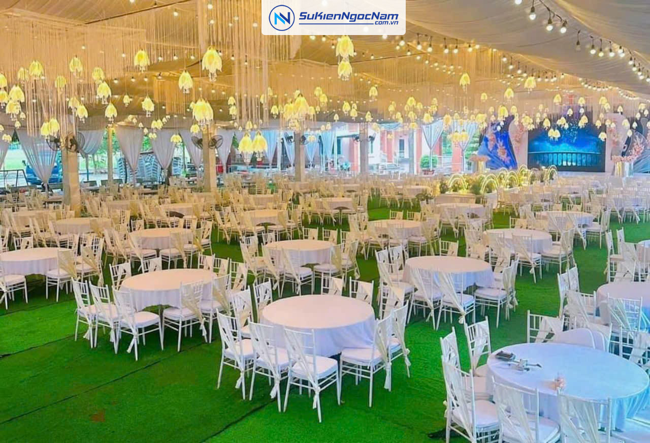 Cho thuê bàn ghế tổ chức sự kiện