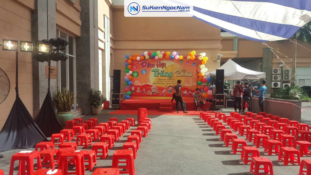 Cho thuê bàn ghế tổ chức sự kiện