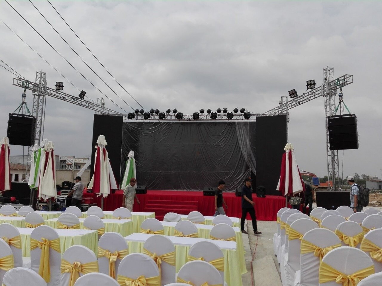 Sân khấu sự kiện chuyên nghiệp