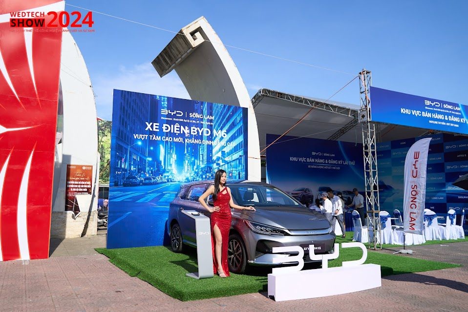 Triển lãm thiết kế Công nghệ ngành cưới và sự kiện