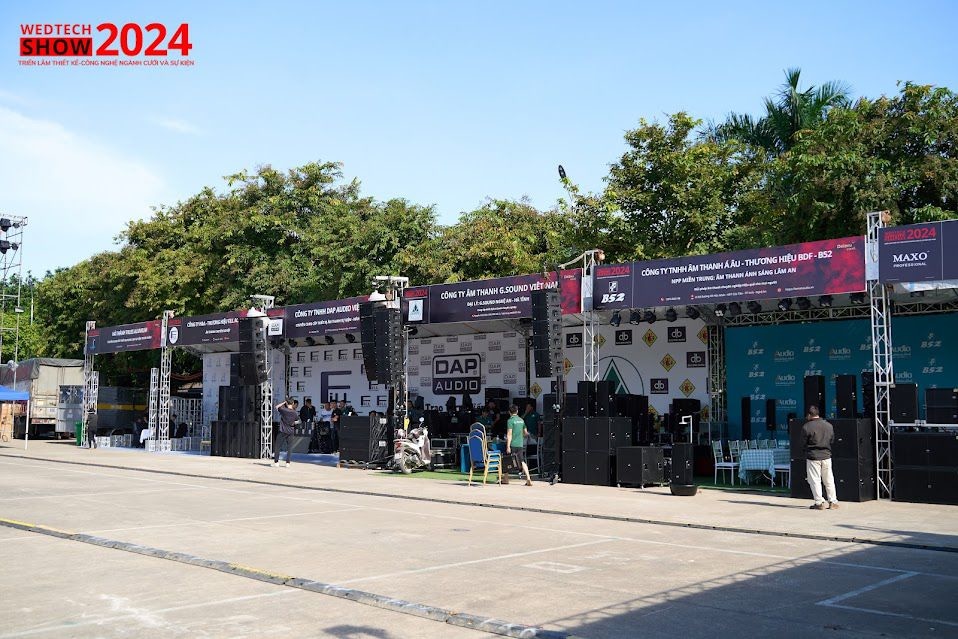 Triển lãm thiết kế Công nghệ ngành cưới và sự kiện