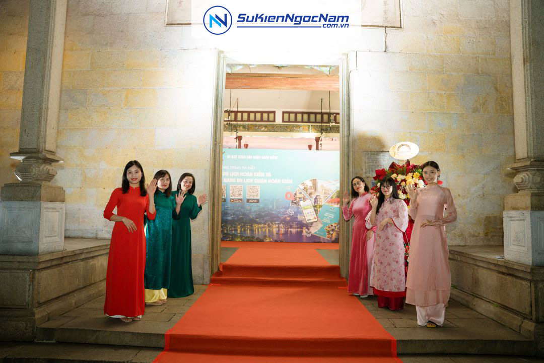 Tổ chức sự kiện ra mắt App Du lịch Hoàn Kiếm và Cẩm nang du lịch quận Hoàn Kiếm