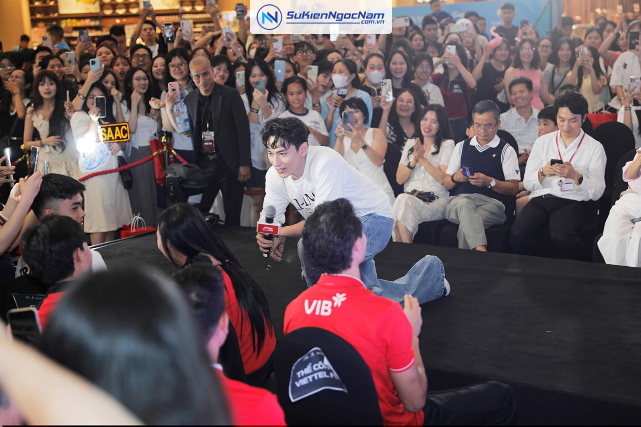 tổ chức sự kiện cùng LI-NINH và ca sĩ ISAAC