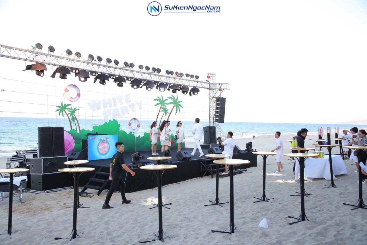 Venue tổ chức tiệc cuối năm nên chọn ở đâu